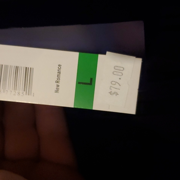 (Marked down from $55) Peter Nygard skirt - Picture 3 of 3